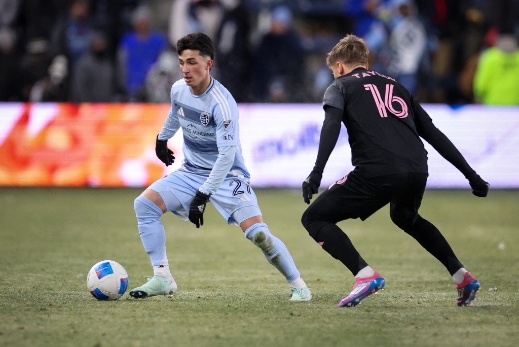 孔蒂：我和球员彼此联结深厚，这场胜利是全员努力的结果