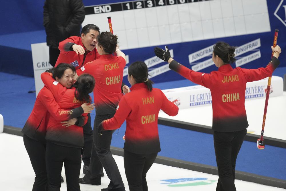 莱奥核磁检测排除肌肉损伤，将治疗炎症力争出战超级杯