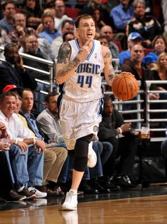 图片报评拜仁13名外租球员：帕利尼亚、努贝尔等4人大获成功